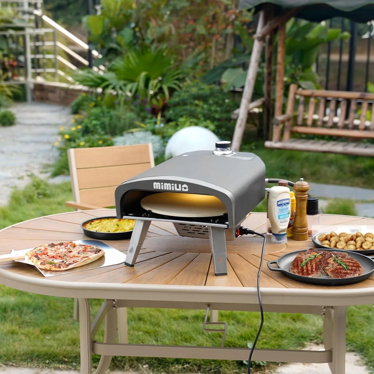 Outdoor gas pizza oven, portable propane pizza grill, equipped with an automatic rotation system and pizza stone