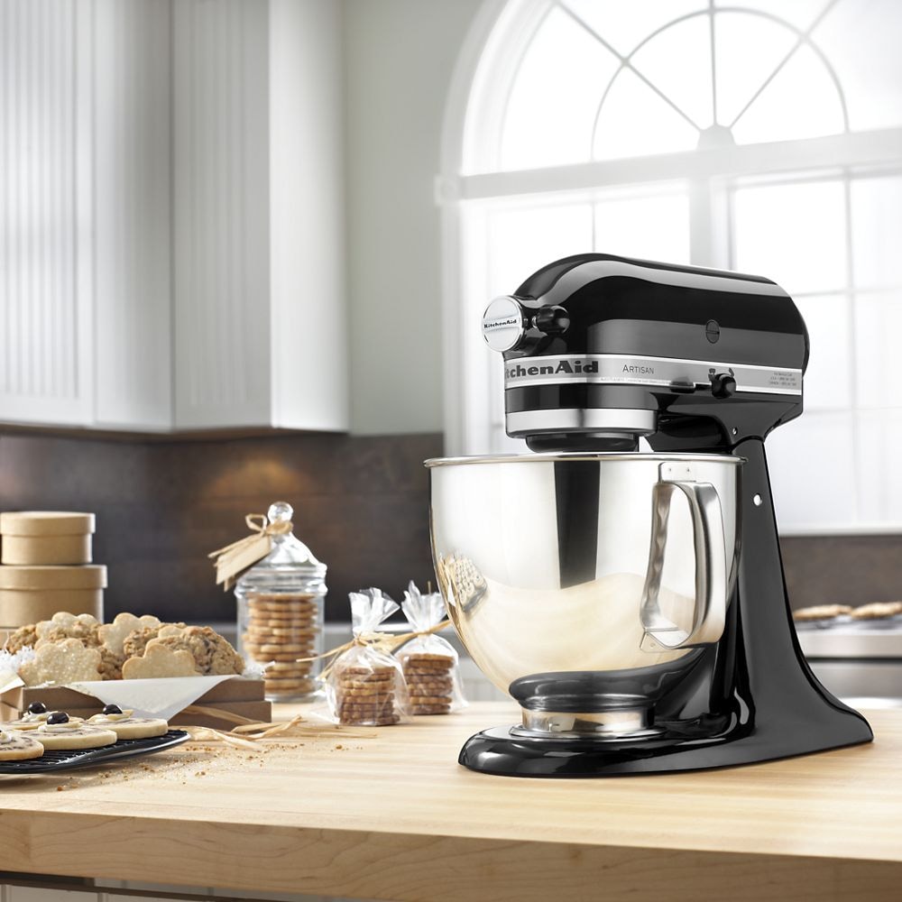 Artisan Series 5-Quart Tilt-Head Stand Mixer, Onyx Black
