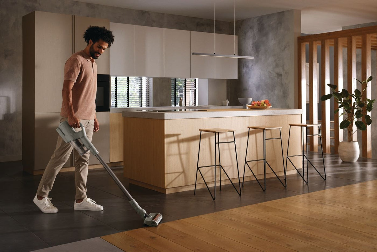 Miele Duoflex HX1 Car Care Stick Vacuum
